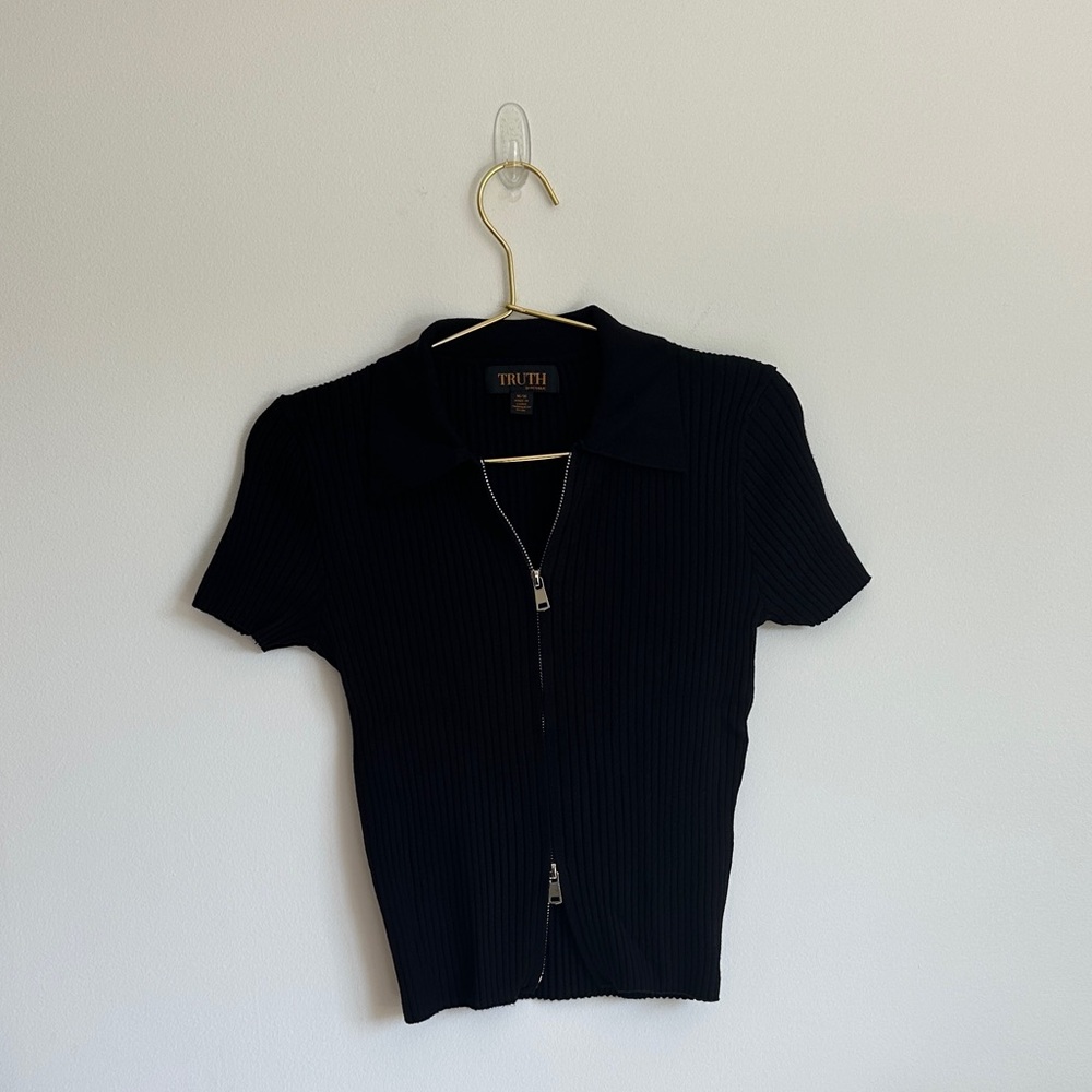 Collared Zipper Top SIZE M